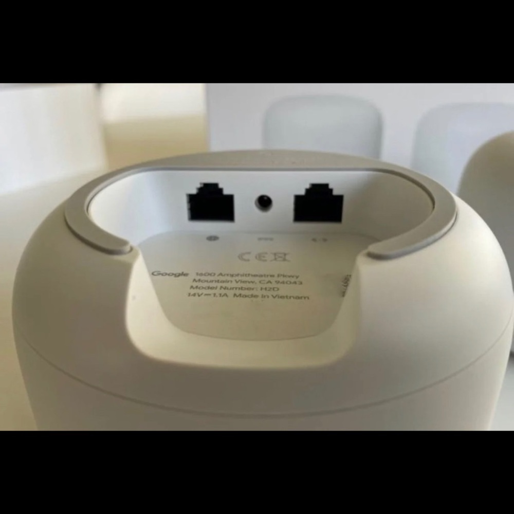 Google Nest Wifi Router and Point (2 pac - Picture 3 of 4